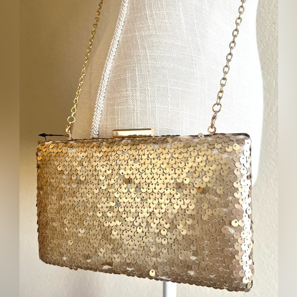NWT 3AM FOREVER Gold Sequined Clutch Purse Cross-body Bag Metal Chain - Picture 3 of 9